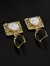 Load image into Gallery viewer, Square Drop Earrings
