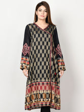 Load image into Gallery viewer, Embroidered Jacquard Shirt
