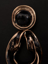 Load image into Gallery viewer, Twisted Metal Earrings
