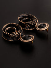 Load image into Gallery viewer, Twisted Metal Earrings
