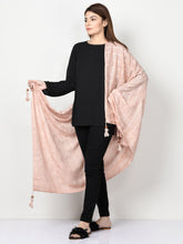Load image into Gallery viewer, Check Patterned Scarf
