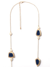 Load image into Gallery viewer, Pearl Necklace
