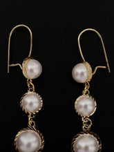 Load image into Gallery viewer, Pearl Earrings
