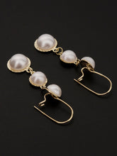Load image into Gallery viewer, Pearl Earrings
