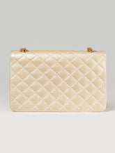Load image into Gallery viewer, Embroidered Box Shaped Handbag
