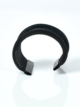 Load image into Gallery viewer, Wire Mesh Cuff
