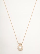 Load image into Gallery viewer, Pearl Pendant Necklace
