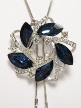 Load image into Gallery viewer, Floral Stone Necklace

