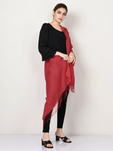 Load image into Gallery viewer, Tassel Finish Scarf
