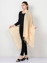 Load image into Gallery viewer, Tassel Finish Scarf

