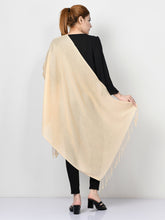 Load image into Gallery viewer, Tassel Finish Scarf
