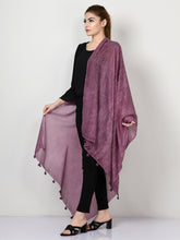 Load image into Gallery viewer, Stripe Patterned Scarf
