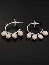 Load image into Gallery viewer, Pearl Finished Hoops
