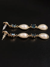 Load image into Gallery viewer, Diamante Drop Earrings
