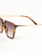 Load image into Gallery viewer, Patterned Frame Sunglasses
