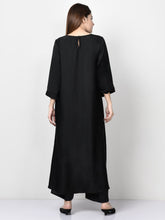 Load image into Gallery viewer, Embroidered Silk Suit
