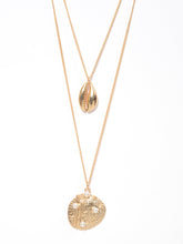 Load image into Gallery viewer, Layered Seashell Necklace
