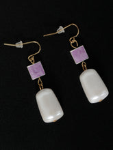Load image into Gallery viewer, Pearl Drop Earrings
