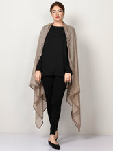 Load image into Gallery viewer, Box Patterned Scarf
