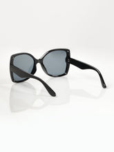 Load image into Gallery viewer, Butterfly Sunglasses
