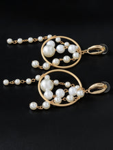 Load image into Gallery viewer, Dangling Pearl Earrings
