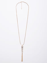 Load image into Gallery viewer, Metallic Tassel Necklace
