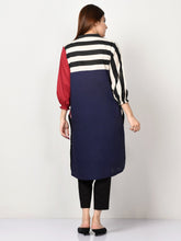 Load image into Gallery viewer, Embroidered Cambric Shirt
