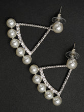Load image into Gallery viewer, Triangular Pearl Earrings
