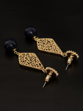 Load image into Gallery viewer, Patterned Earrings

