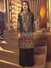 Load image into Gallery viewer, Embroidered Jacquard Shirt
